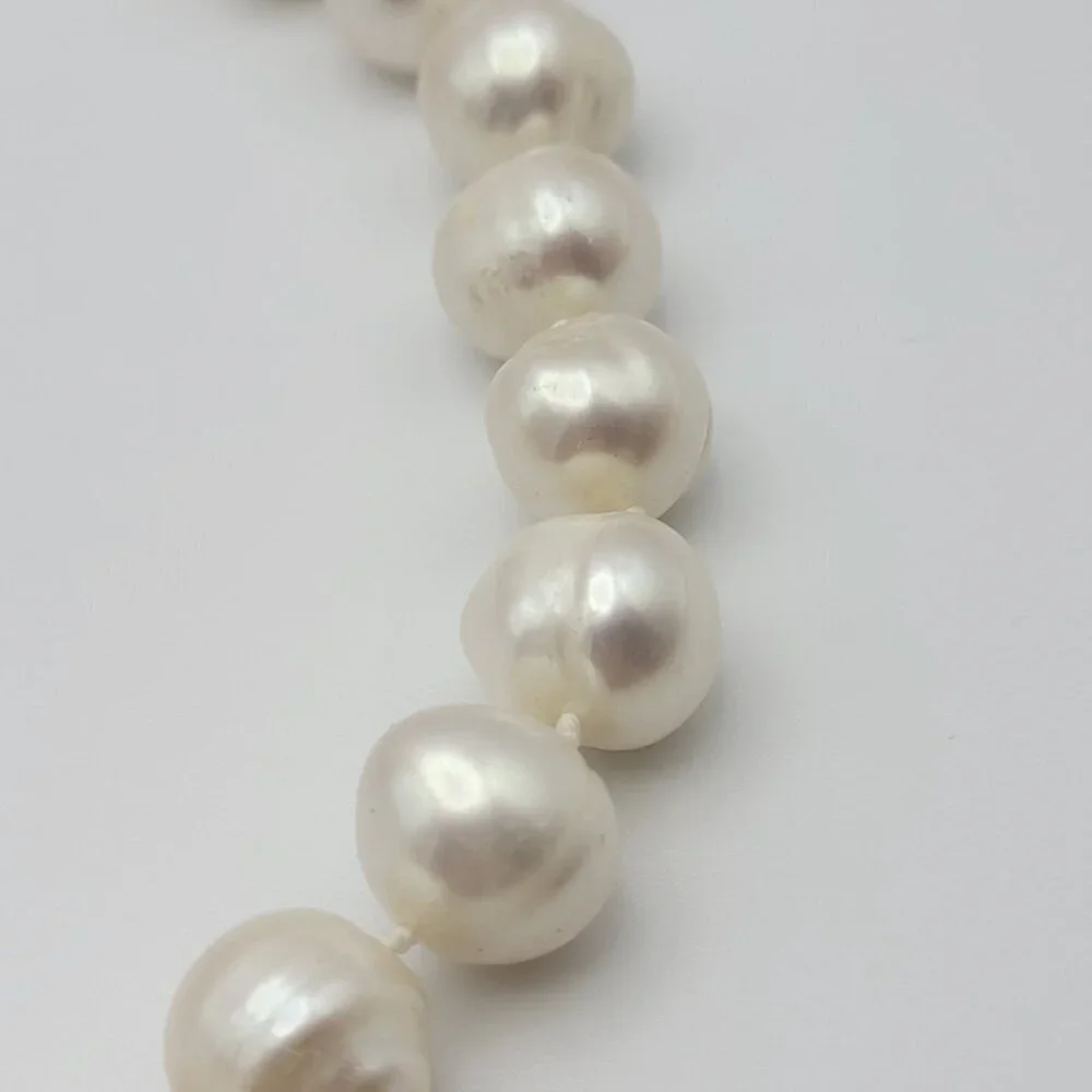 Large Freshwater Pearl Necklace 19 Inch White Silver Tone Magnetic Clasp 12.7mm - Picture 5 of 9